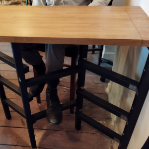 table pliante dépliée vue 1